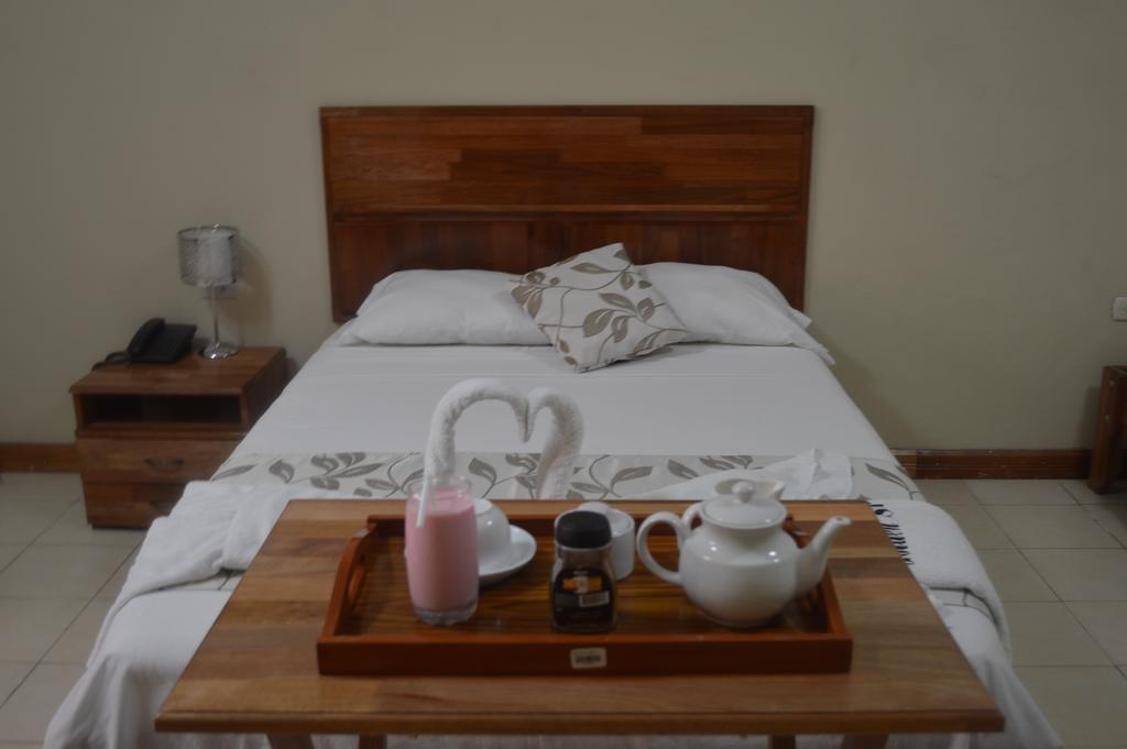 Hotel Golden Star Ικίτος Εξωτερικό φωτογραφία