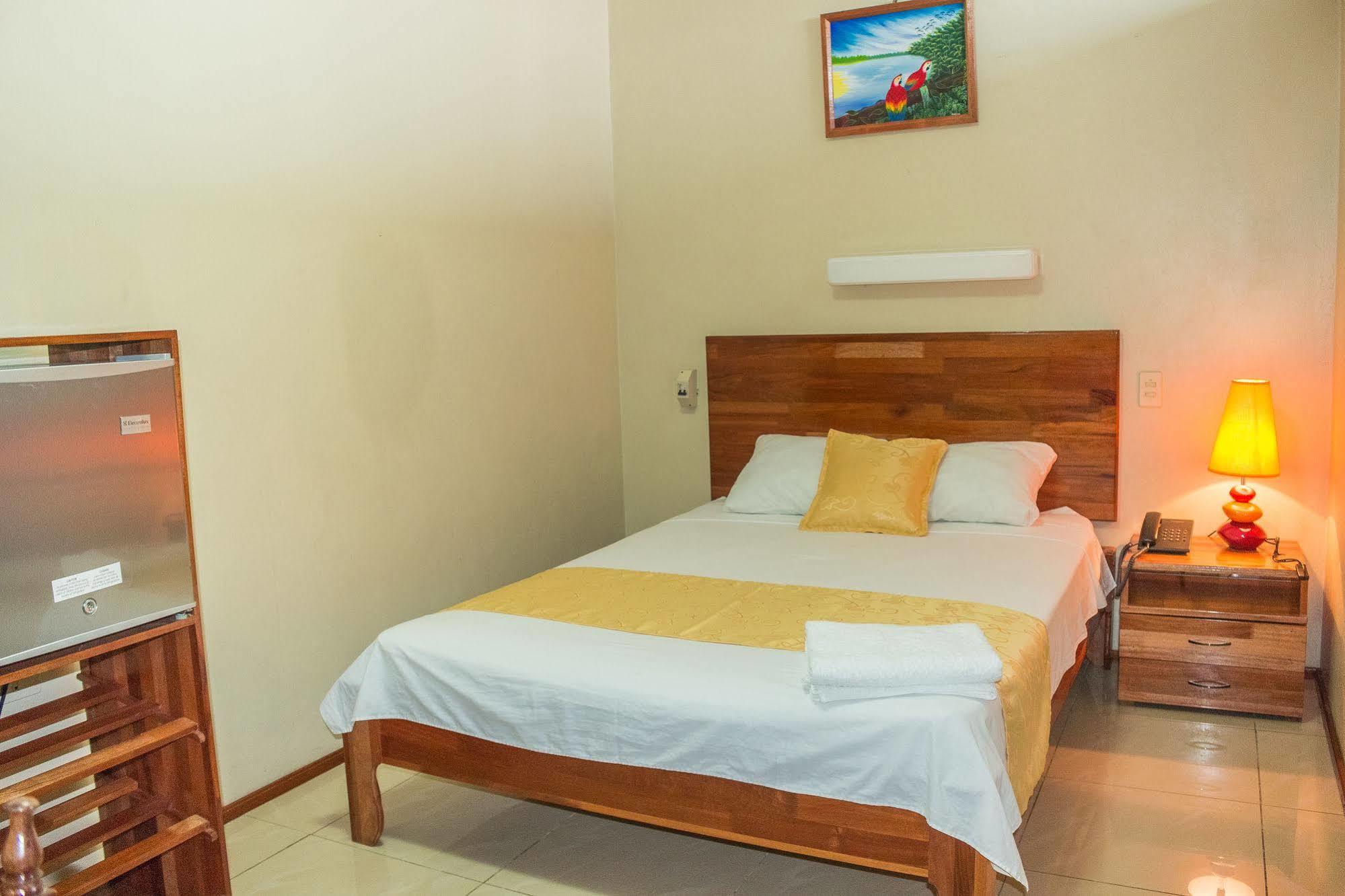 Hotel Golden Star Ικίτος Εξωτερικό φωτογραφία