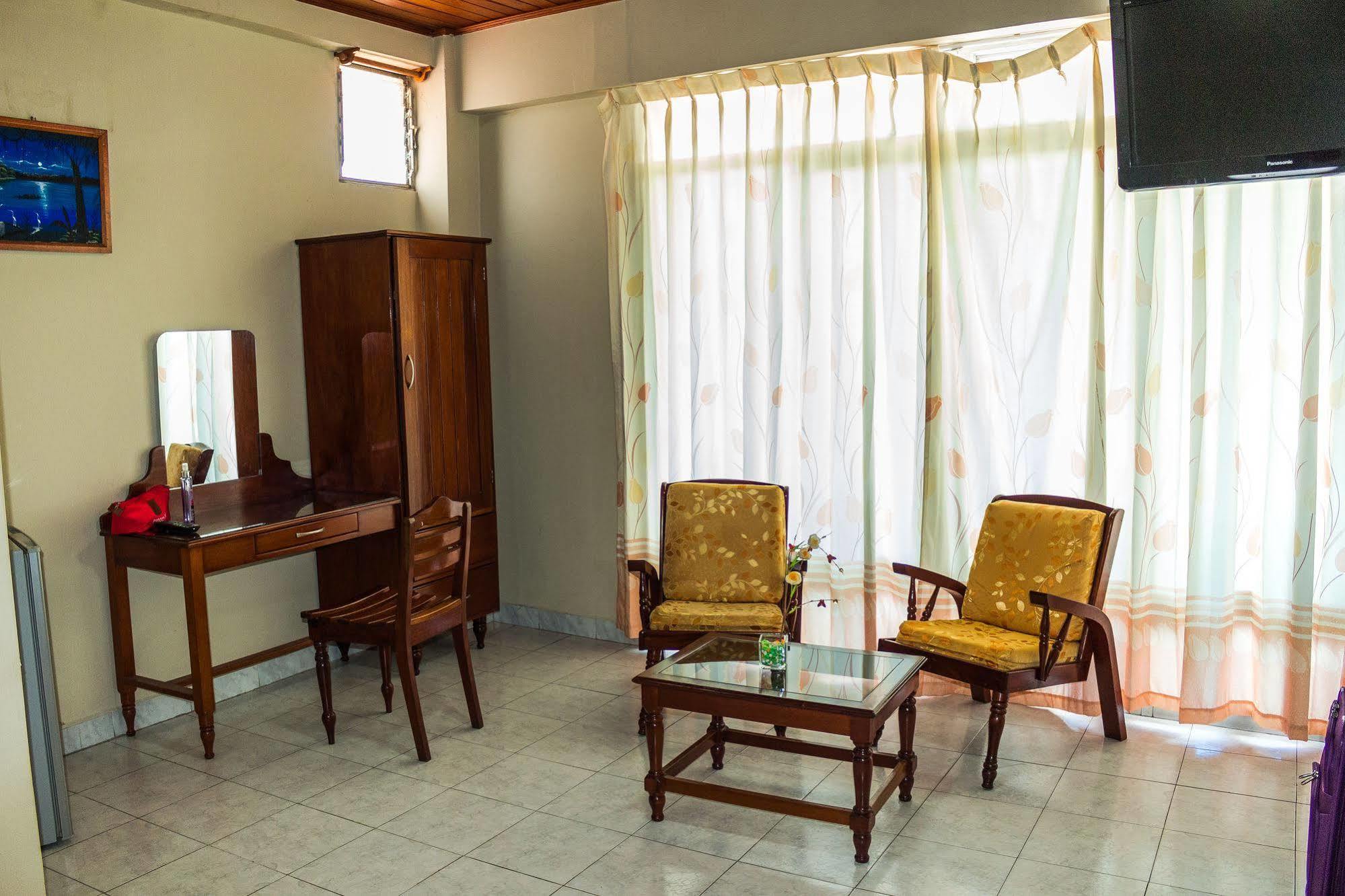 Hotel Golden Star Ικίτος Εξωτερικό φωτογραφία