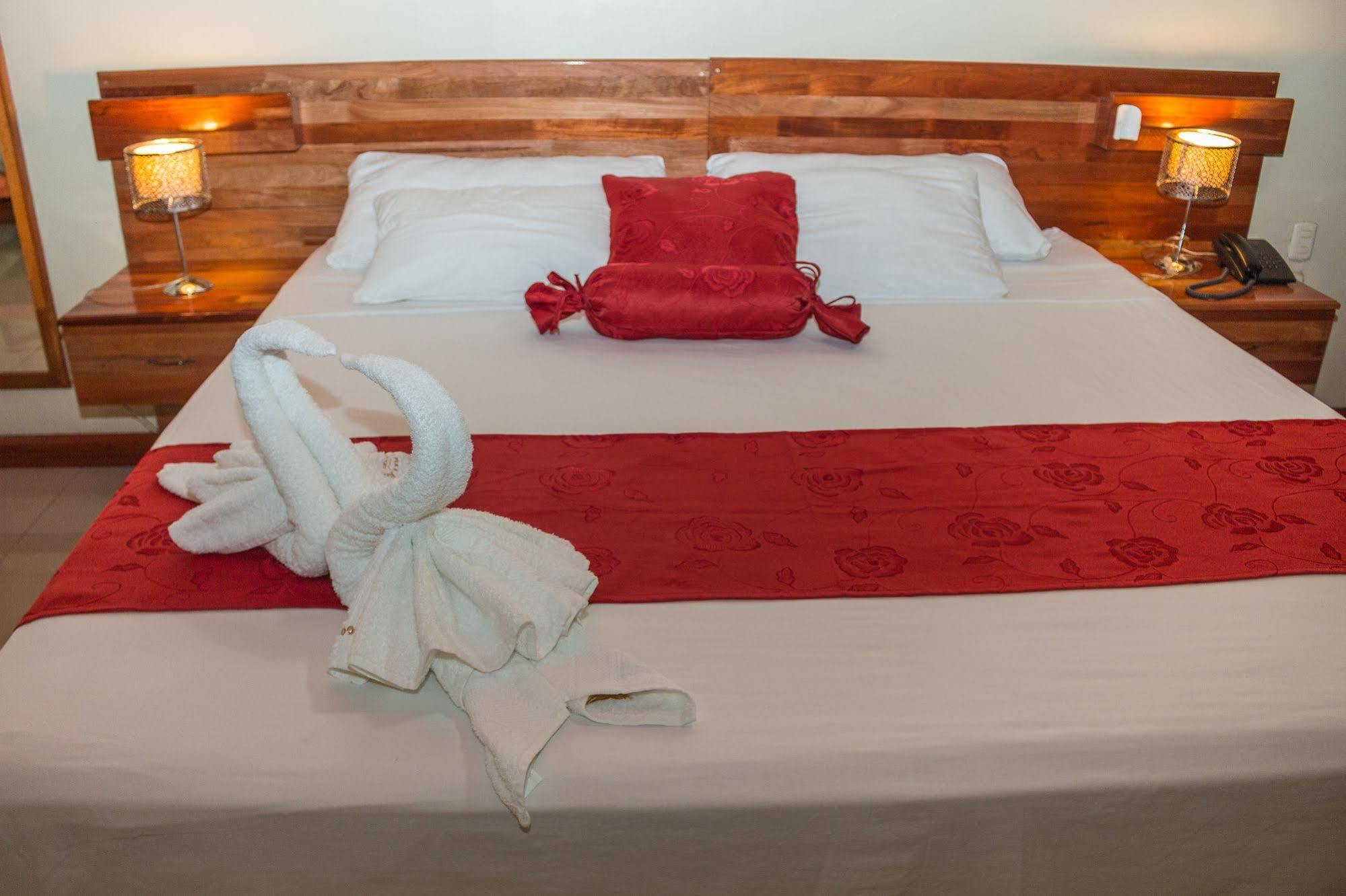 Hotel Golden Star Ικίτος Εξωτερικό φωτογραφία