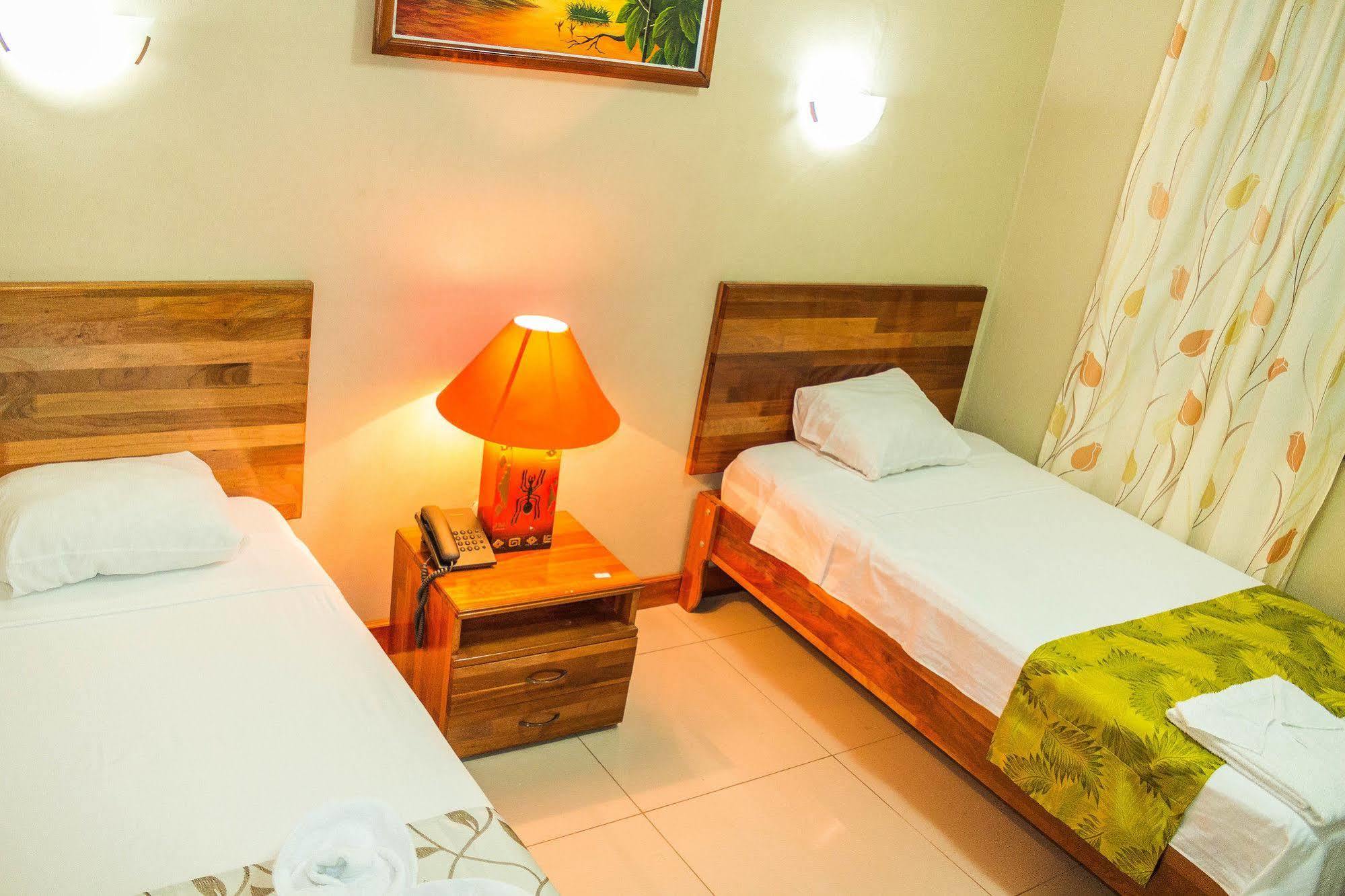 Hotel Golden Star Ικίτος Εξωτερικό φωτογραφία